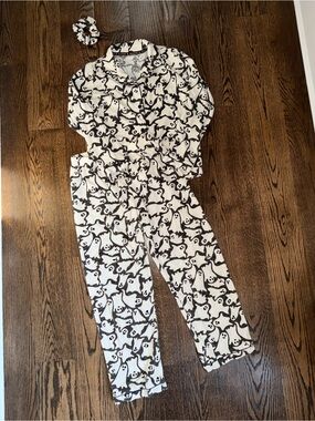 Girls/ Kids Trick or Treat size 10 Halloween Ghost 3 piece Pajamas set